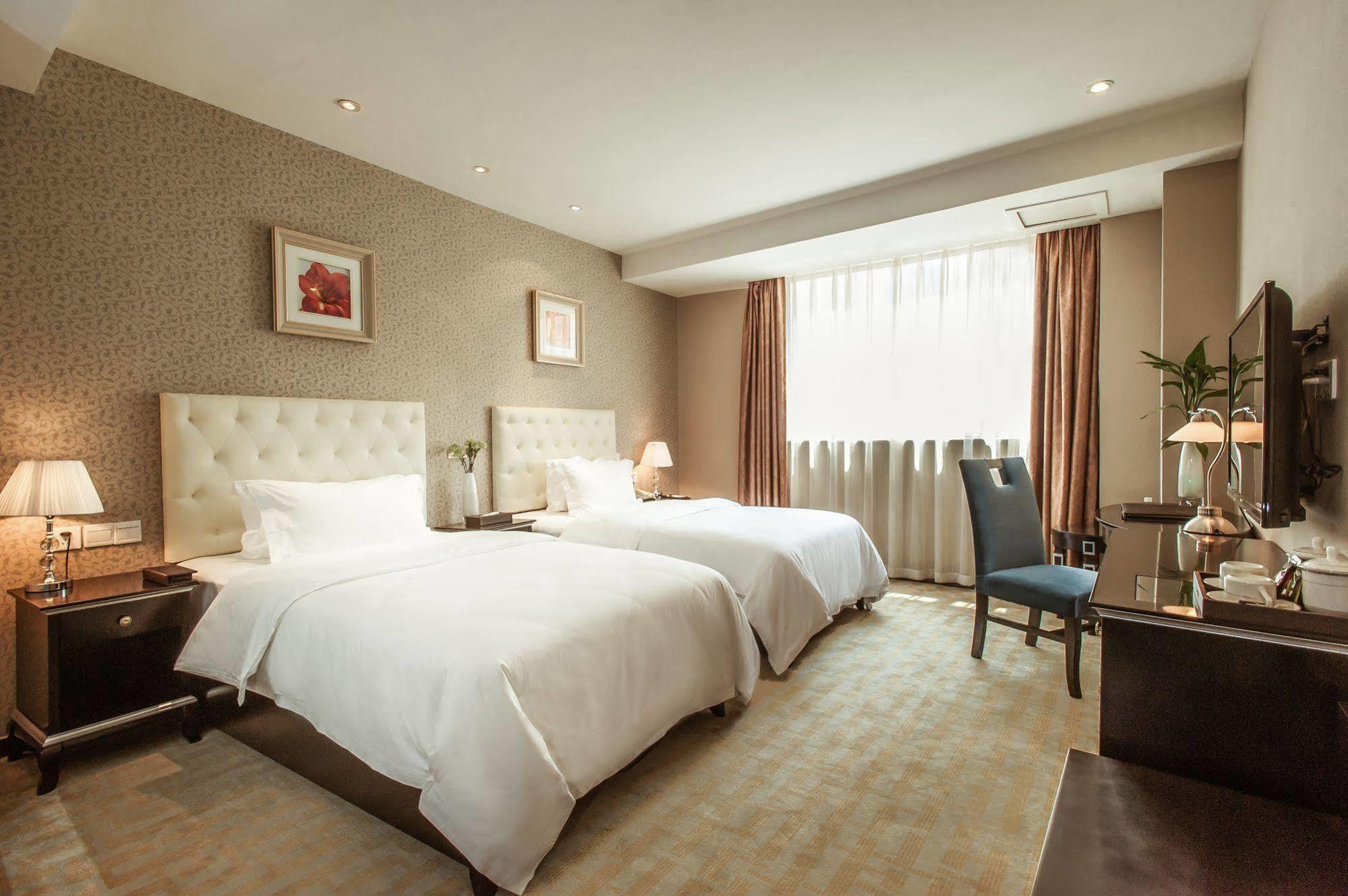 Chengdu Xuanya Yingyue Hotel Экстерьер фото
