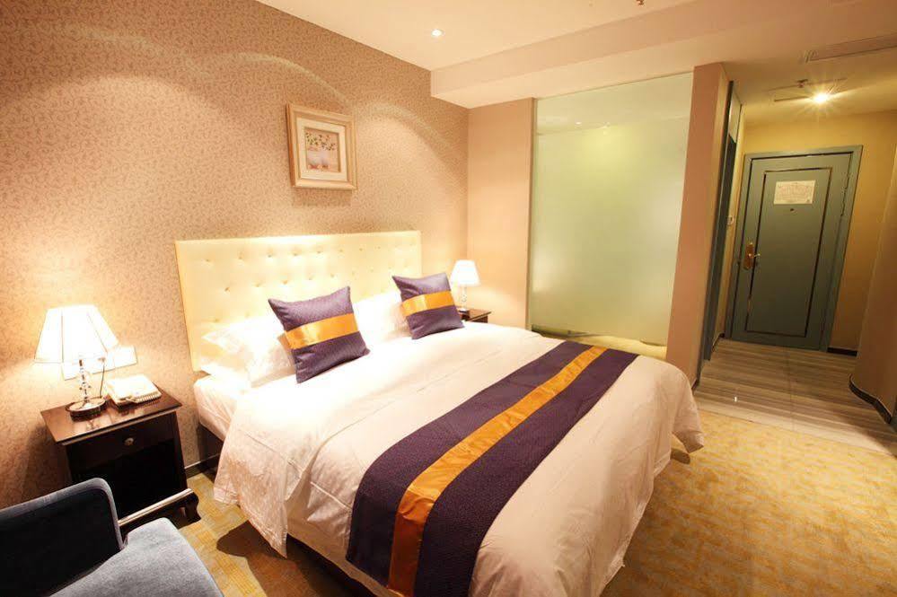 Chengdu Xuanya Yingyue Hotel Экстерьер фото